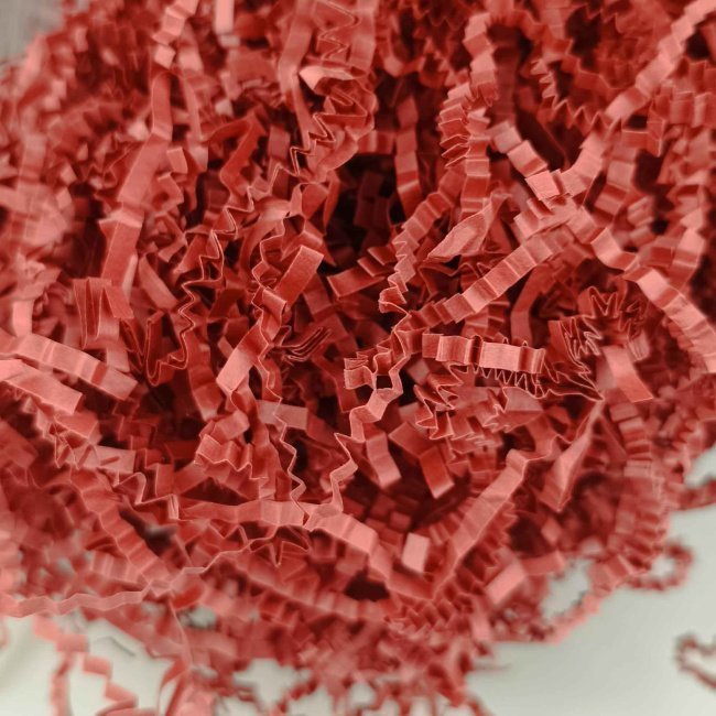 Συσκευασία σε μπορντό χρώμα με ζιγκ-ζαγκ κομμένο χαρτί – 1 κιλό