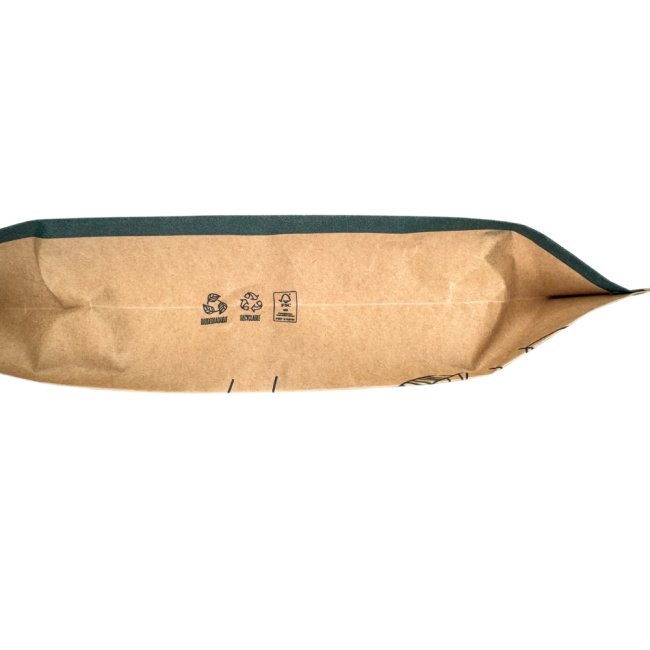 Double-sided adhesive kraft shipping bag, 27.5 x 35 cm.
