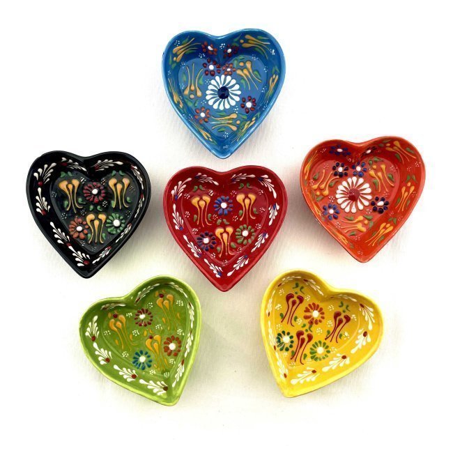 Kabartmalı Seramik Kalp Kase 10x10x2.5cm